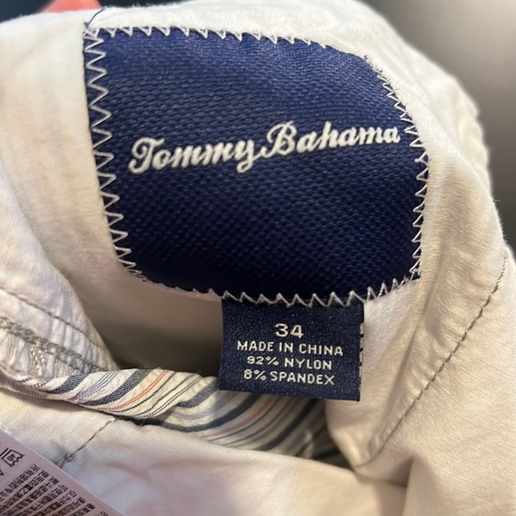 Tommy bahama Shorts - Picture 1 of 4